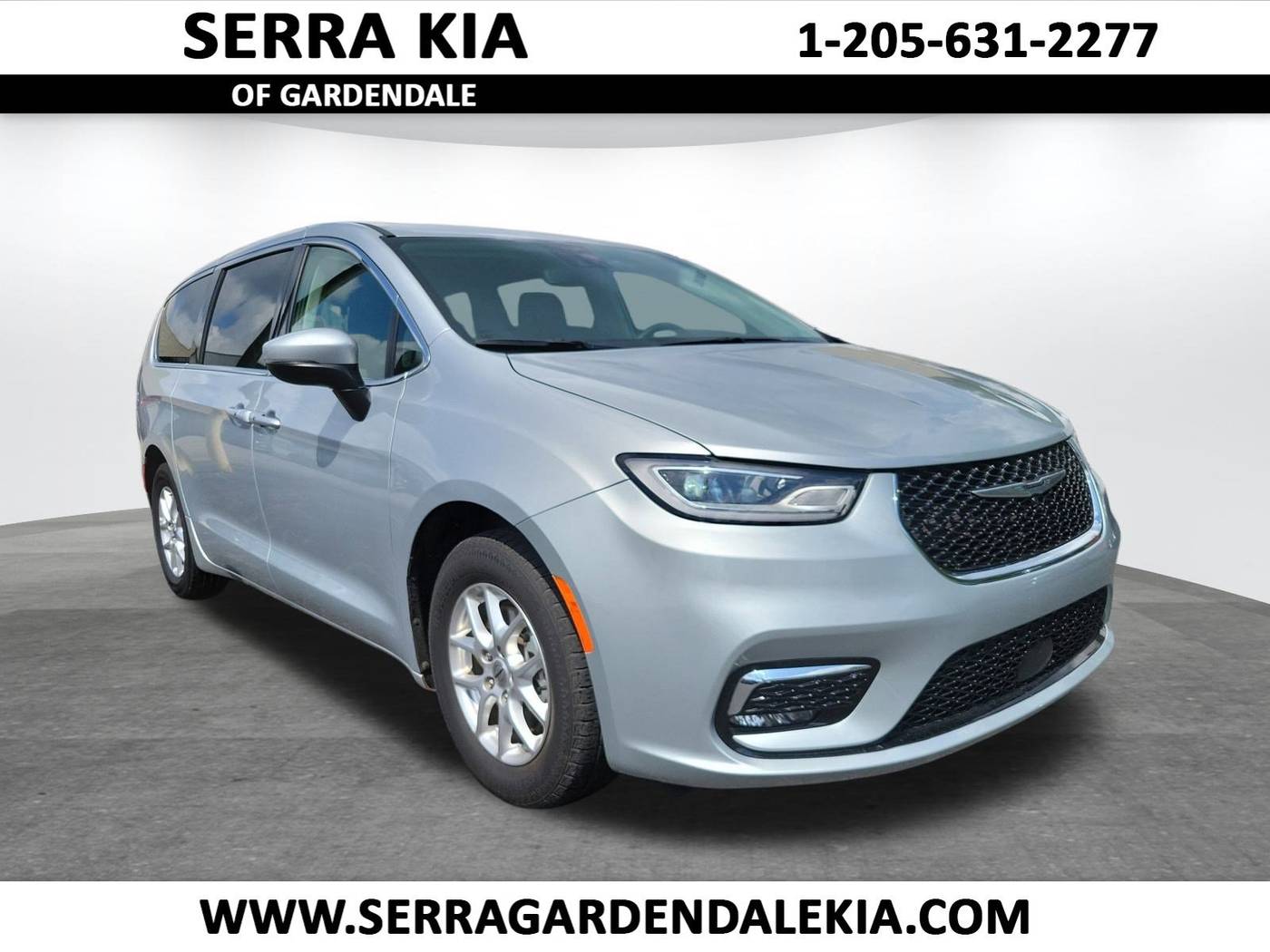 2023 Chrysler Pacifica Touring L — Minivan — 79,306 mi — Gardendale, AL