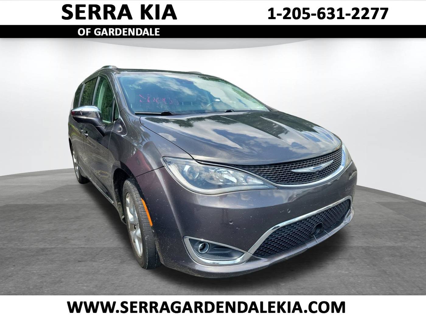 2017 Chrysler Pacifica Limited — Minivan — 94,814 mi — Gardendale, AL
