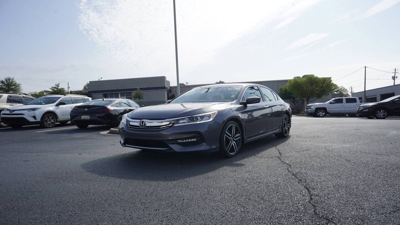 2017 Honda Accord Sport — Sedan — 113,681 mi — Hoover, AL