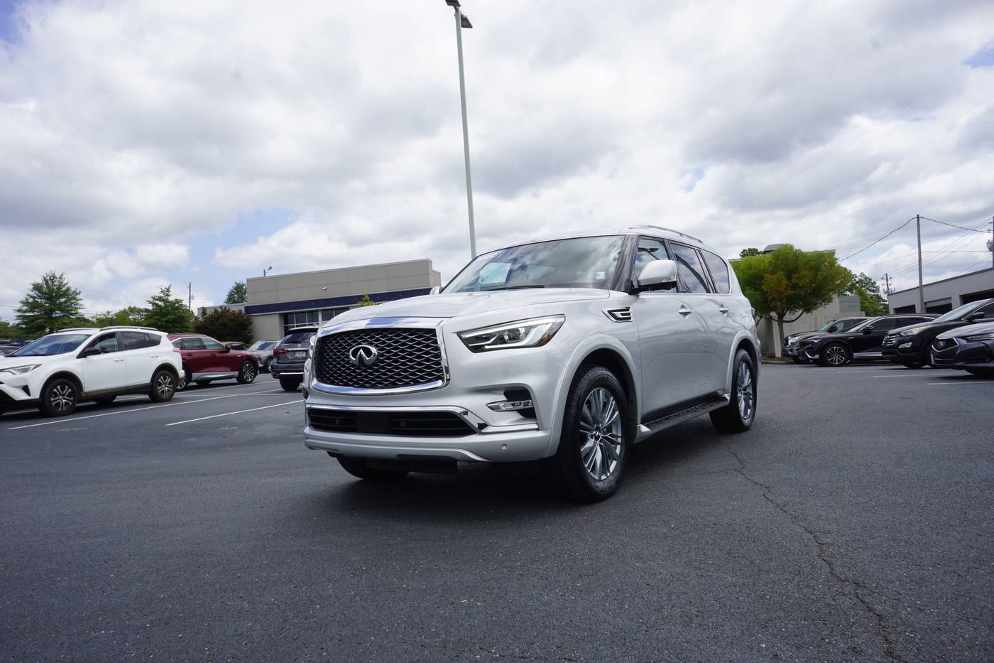2022 INFINITI QX80 LUXE — SUV — 29,379 mi — Hoover, AL