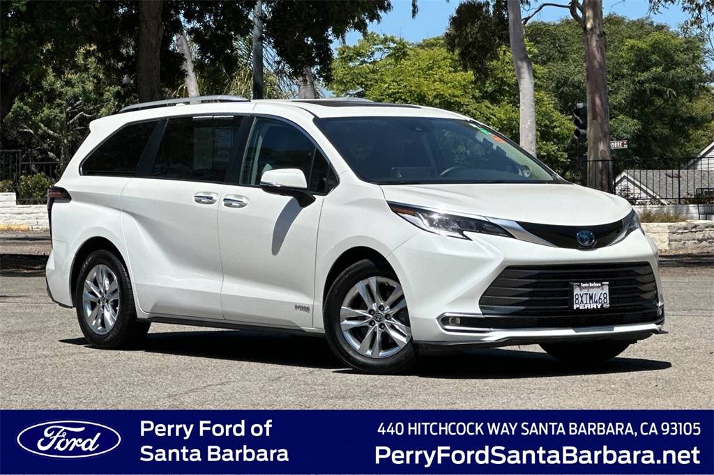 2021 Toyota Sienna Limited — Minivan — 24,517 mi — Santa Barbara, CA