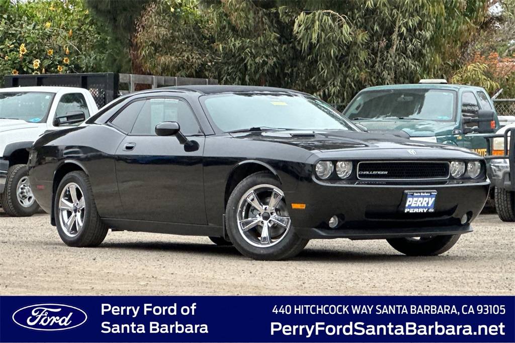 2009 Dodge Challenger SE — Coupe — 57,406 mi — Santa Barbara, CA
