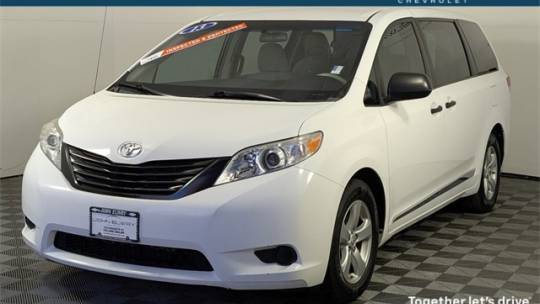 2013 Toyota Sienna L — Minivan — 67,330 mi — Englewood, CO