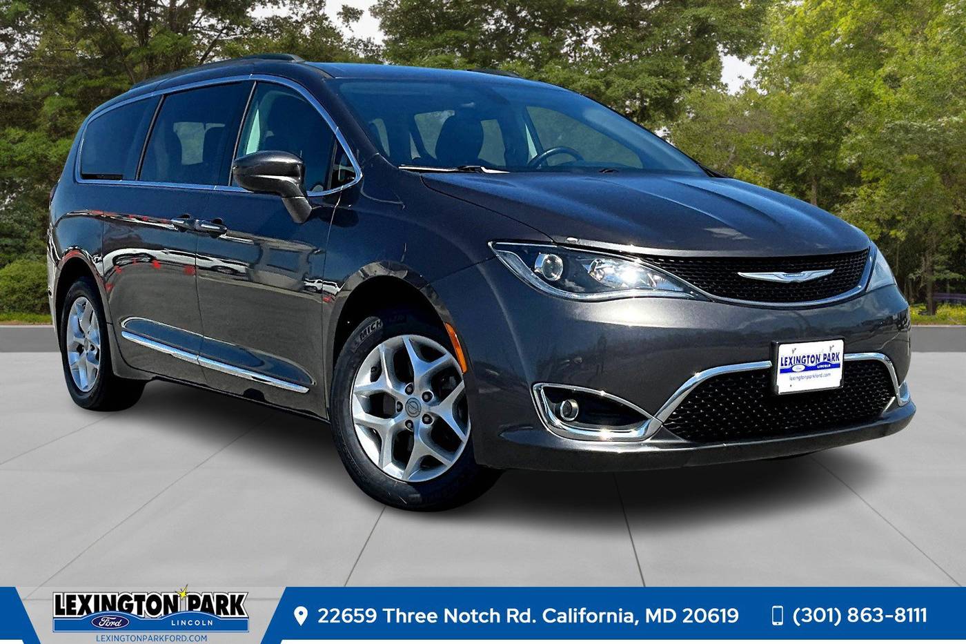 2017 Chrysler Pacifica Touring L — Minivan — 104,993 mi — California, MD
