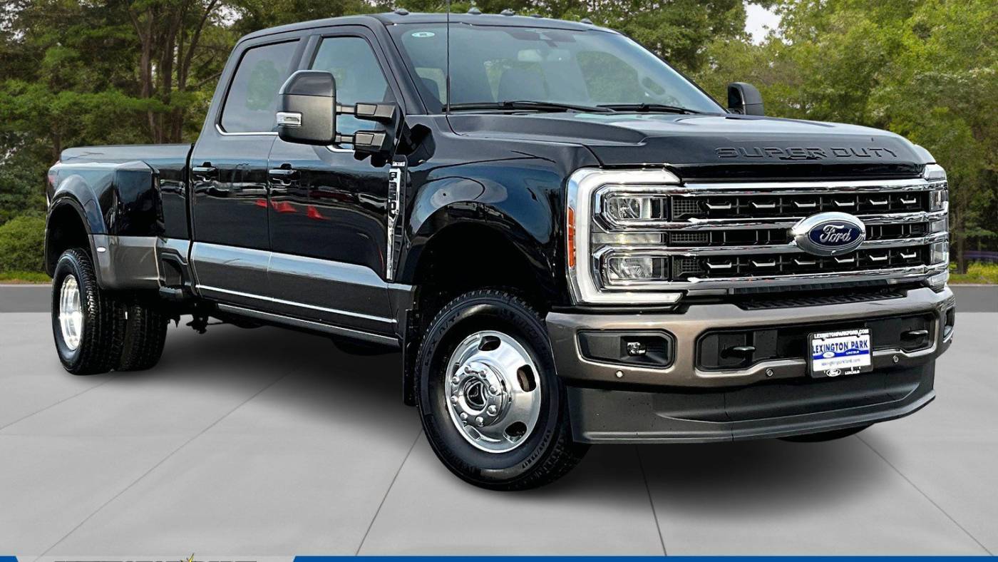 2023 Ford Super Duty F-350 King Ranch — Pickup Truck — 7,720 mi — California, MD