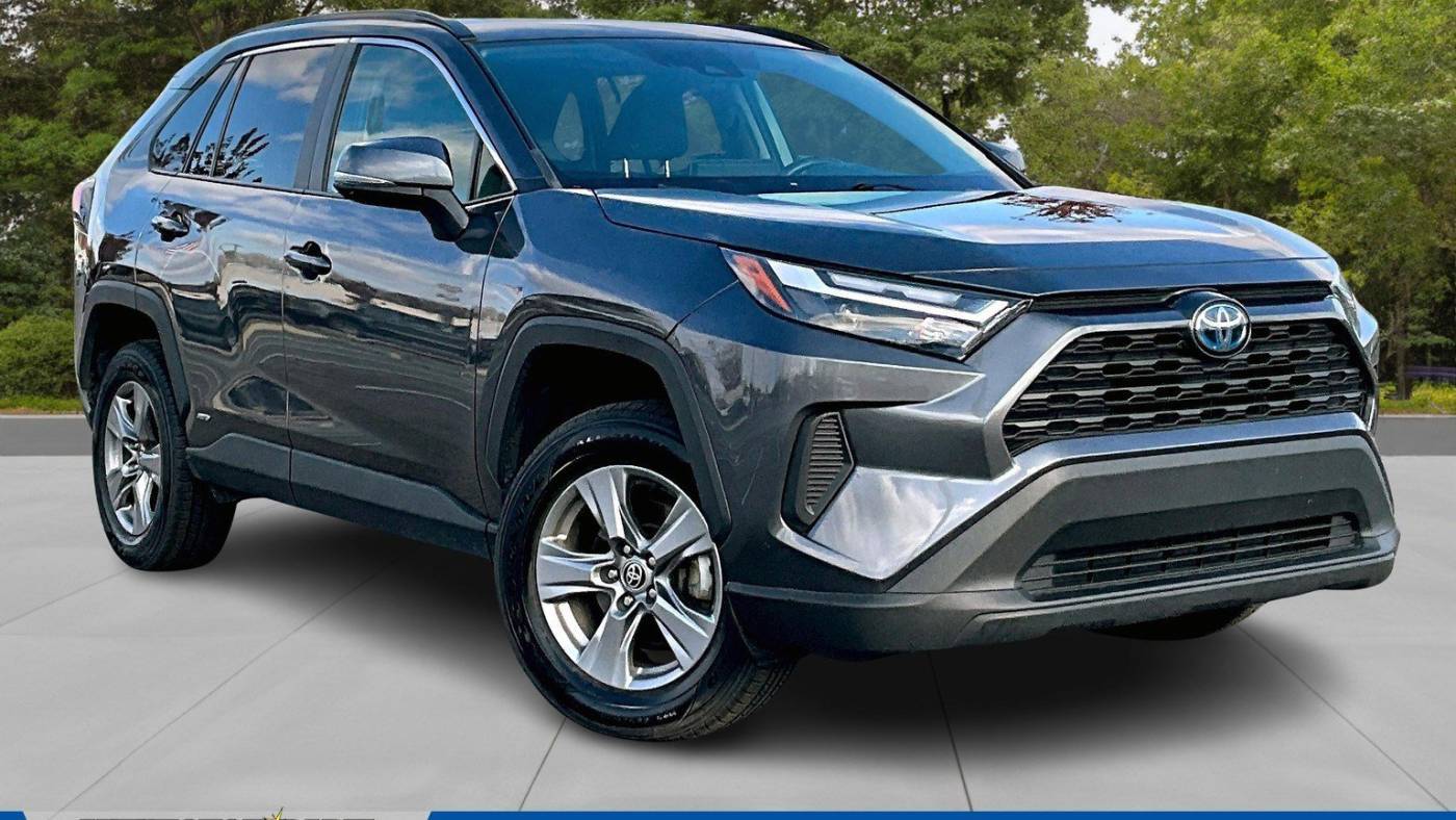 2022 Toyota RAV4 Hybrid XLE — SUV — 107,276 mi — California, MD