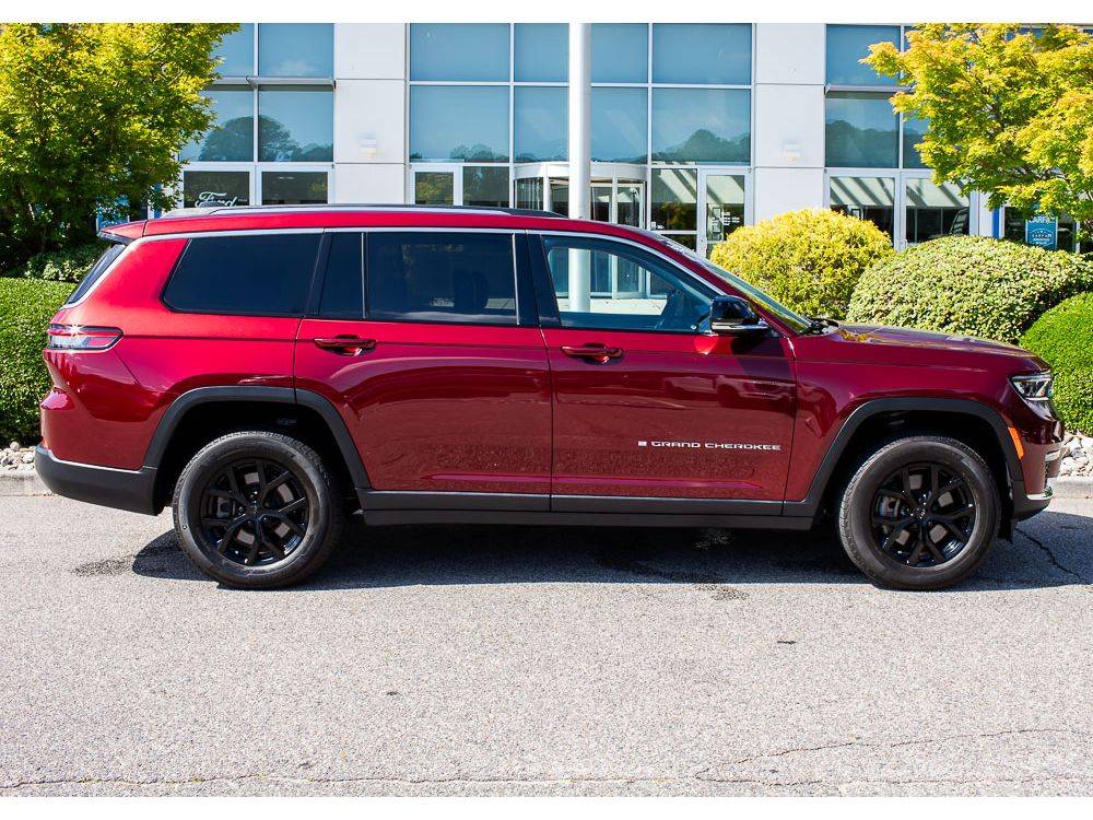 2022 Jeep Grand Cherokee Limited — SUV — 11,033 mi — Virginia Beach, VA