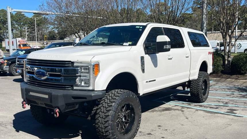 2017 Ford Super Duty F-250 Lariat