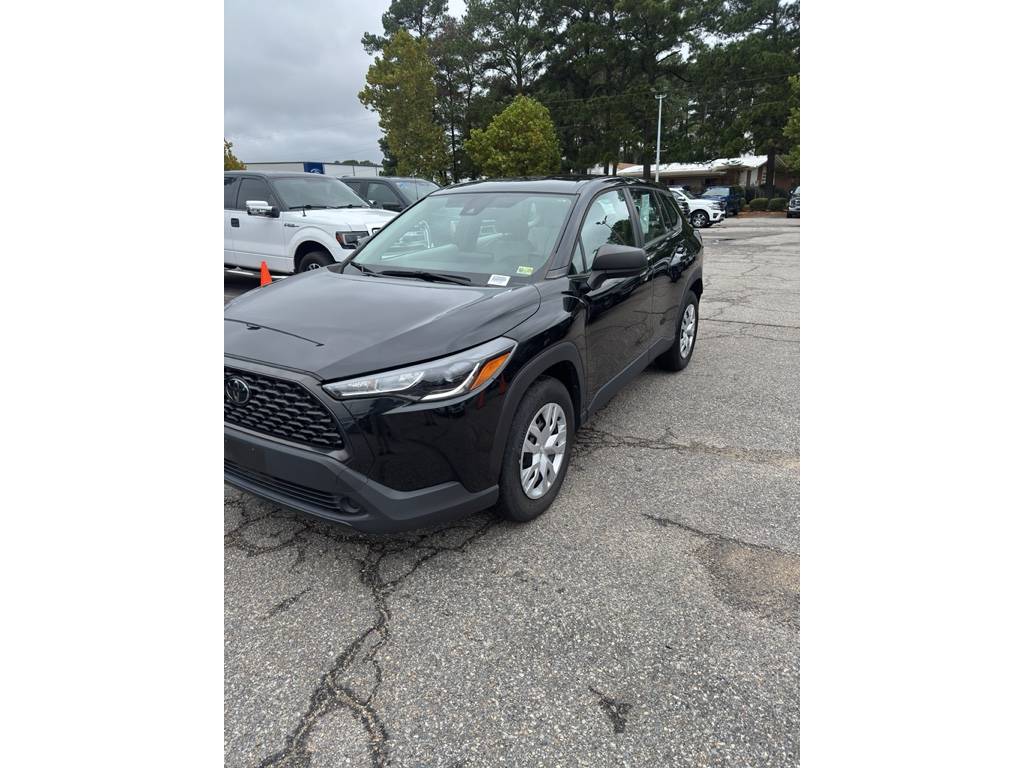 2022 Toyota Corolla Cross L — SUV — 23,856 mi — Virginia Beach, VA