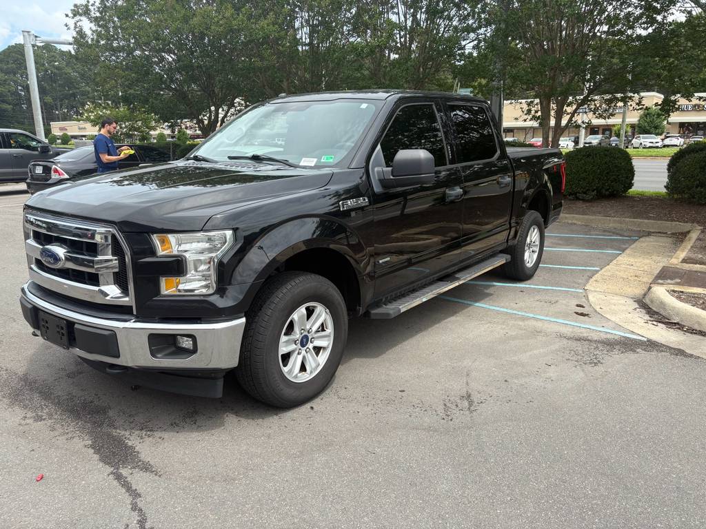2017 Ford F-150 XLT — Pickup Truck — 123,182 mi — Virginia Beach, VA