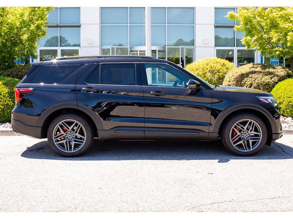 2025 Ford Explorer ST — SUV — 1,272 mi — Virginia Beach, VA