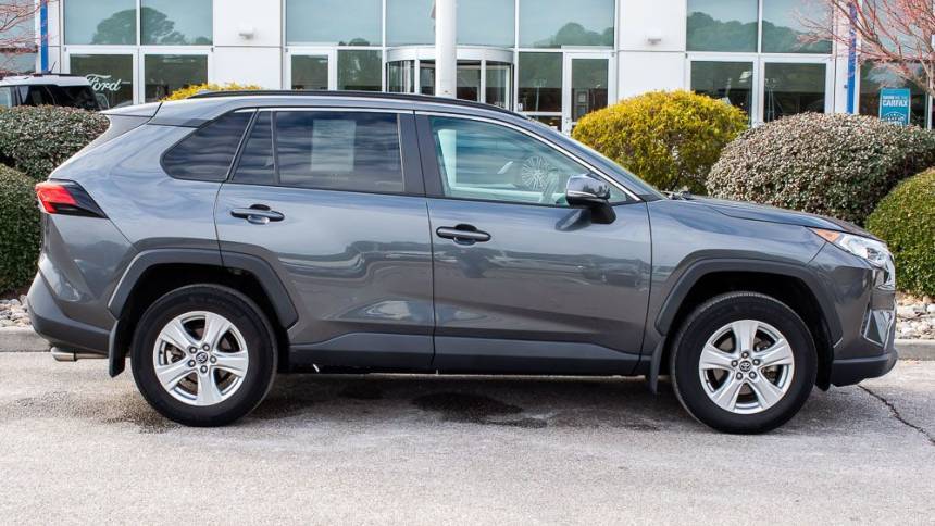 2020 Toyota RAV4 XLE — SUV — 31,587 mi — Virginia Beach, VA