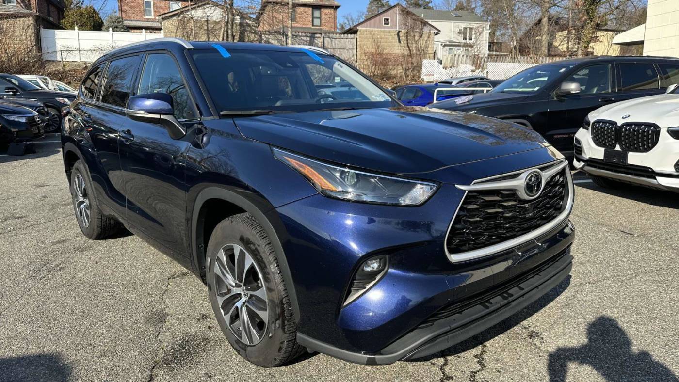 2022 Toyota Highlander XLE — SUV — 53,839 mi — Great Neck, NY