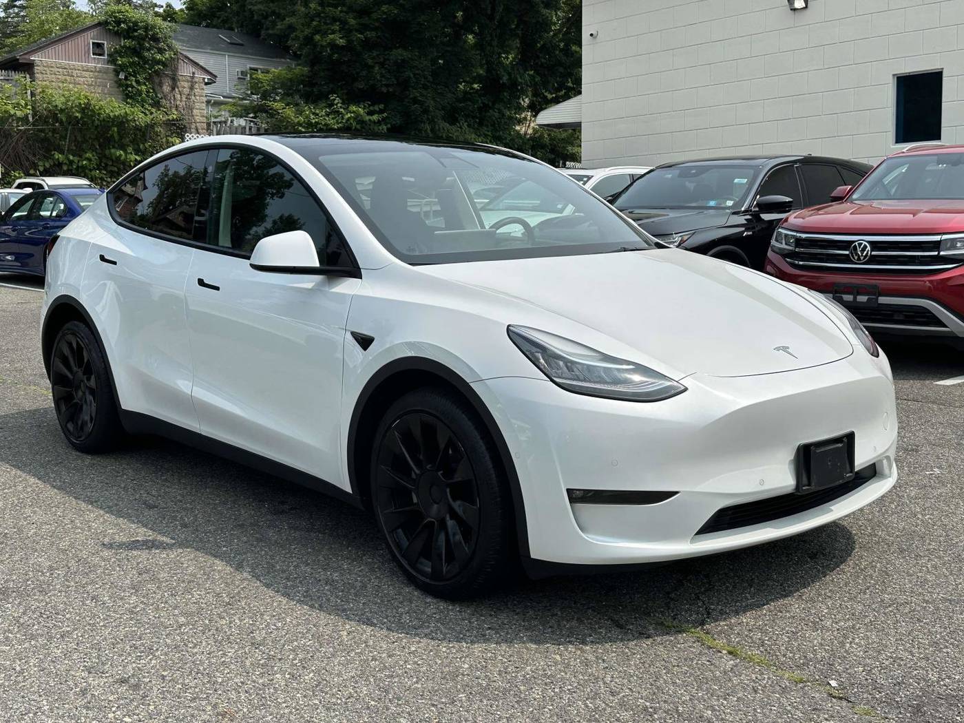 2022 Tesla Model Y Long Range — SUV — 32,965 mi — Great Neck, NY