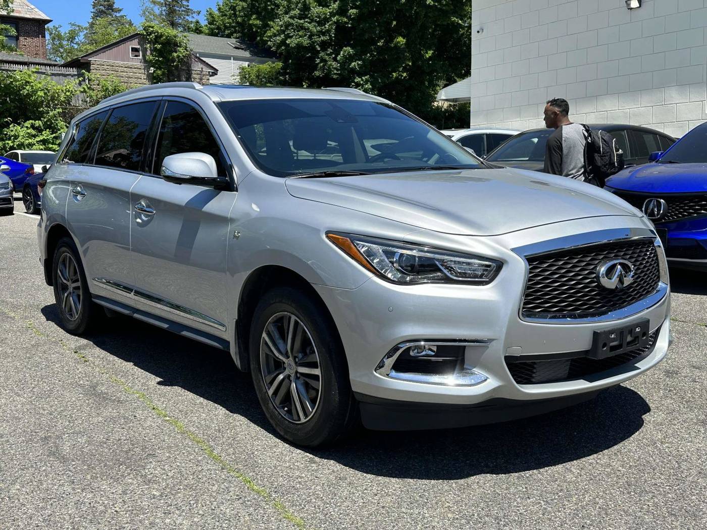 2020 INFINITI QX60 LUXE — SUV — 74,874 mi — Great Neck, NY