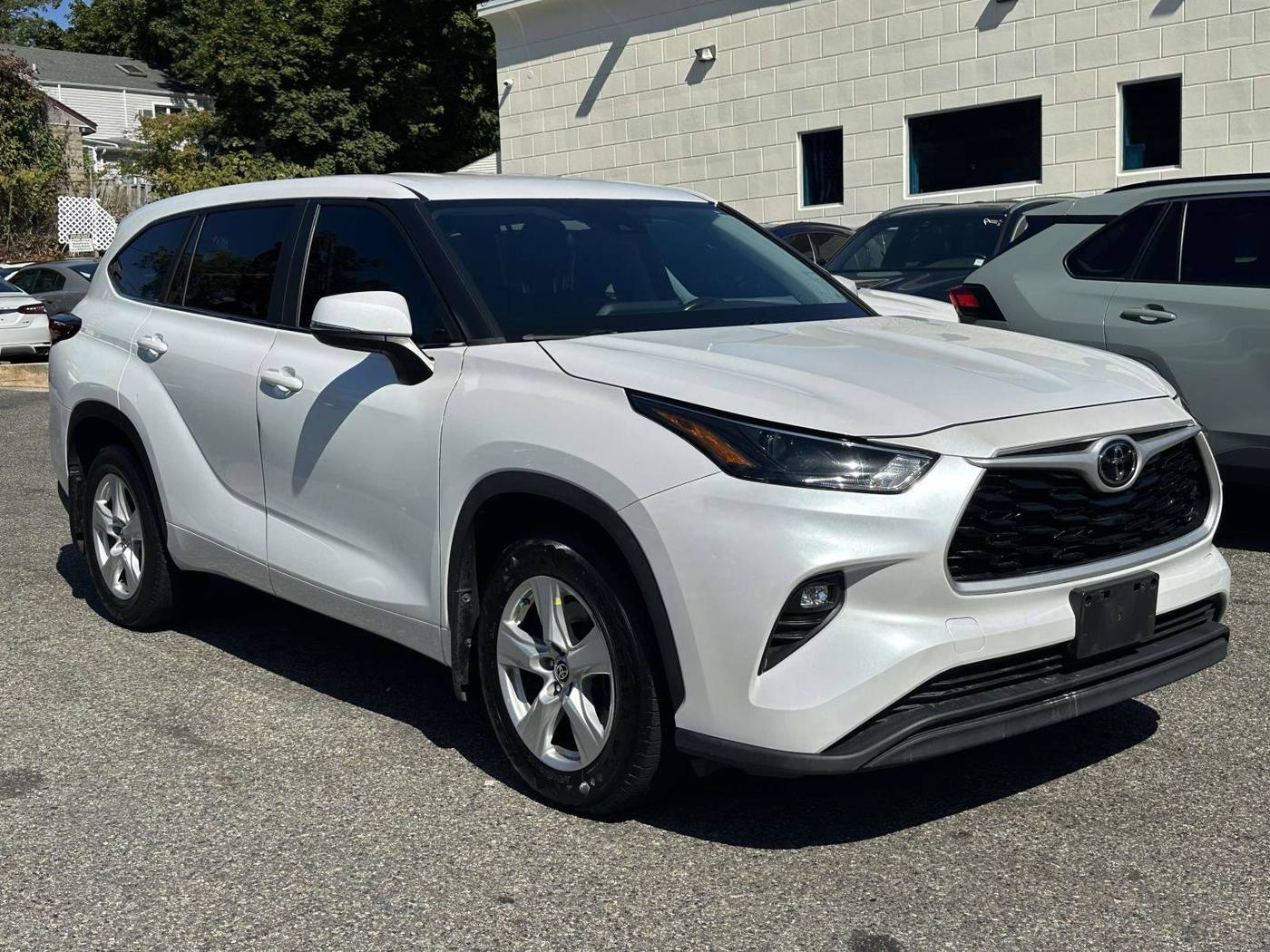 2023 Toyota Highlander LE — SUV — 48,162 mi — Great Neck, NY