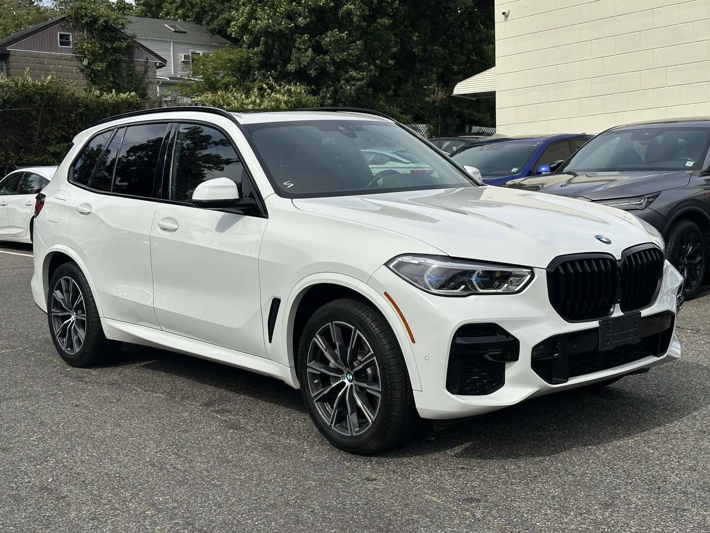 2022 BMW X5 40i — SUV — 56,055 mi — Great Neck, NY