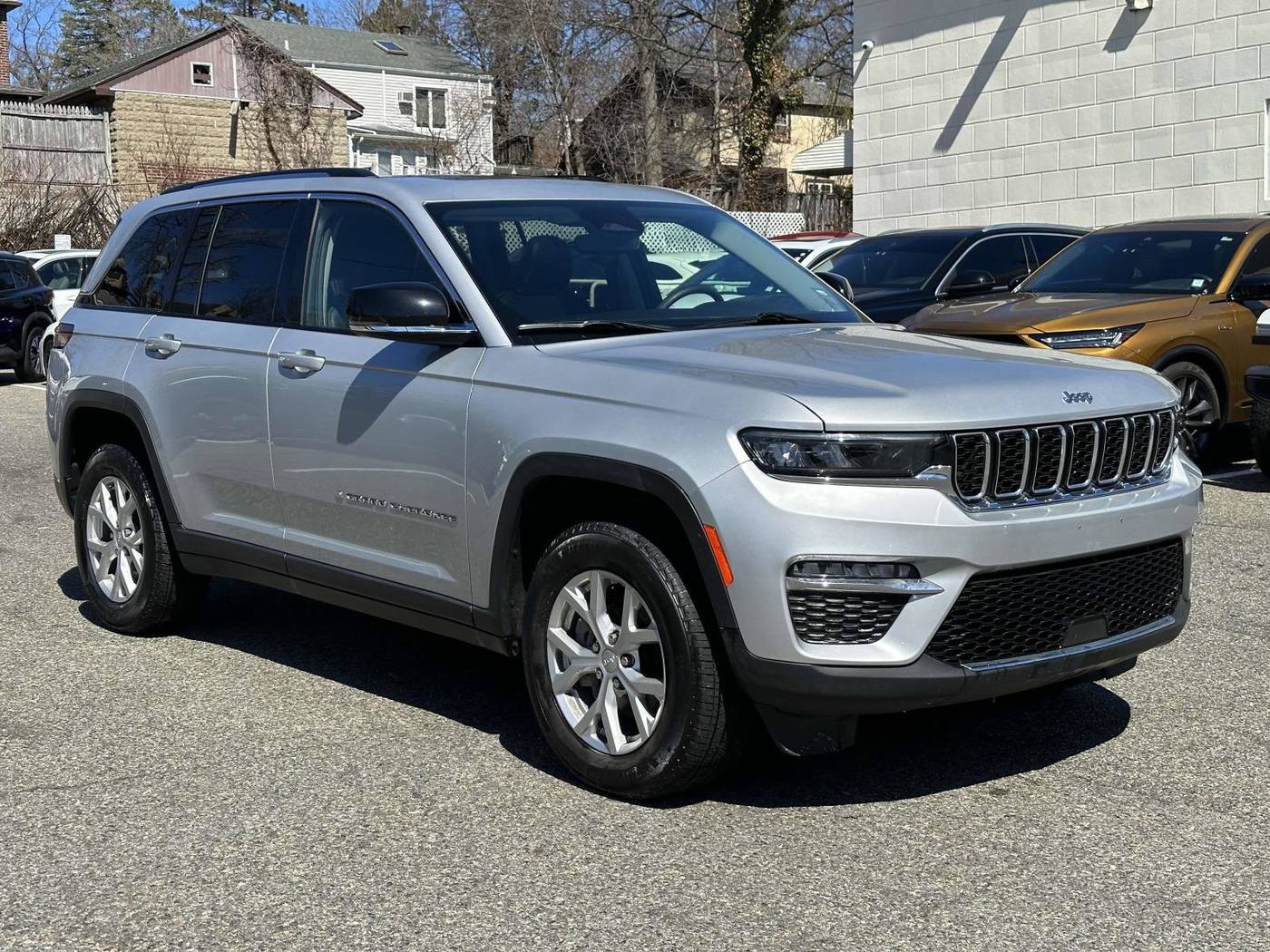 2023 Jeep Grand Cherokee Limited — SUV — 50,553 mi — Great Neck, NY