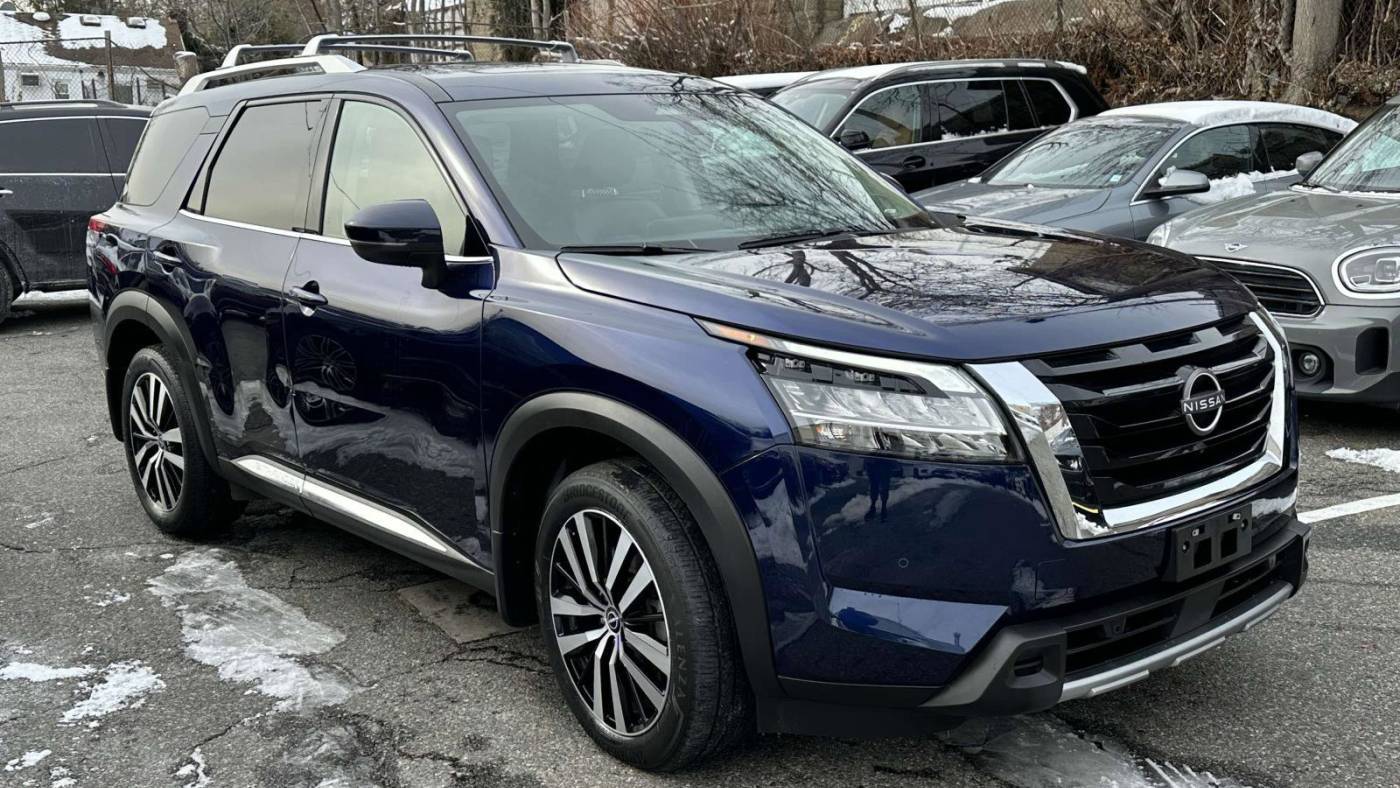 2023 Nissan Pathfinder Platinum — SUV — 29,858 mi — Great Neck, NY