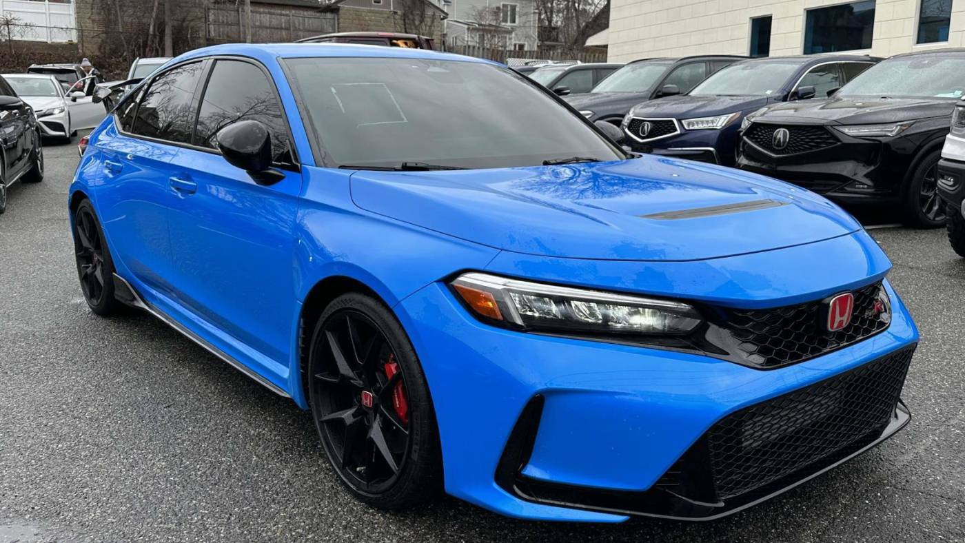 2023 Honda Civic Type R — Hatchback — 16,453 mi — Great Neck, NY