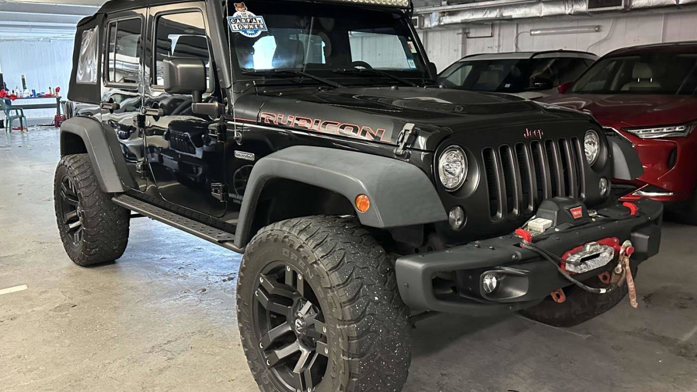 2017 Jeep Wrangler Rubicon Recon — SUV — 38,970 mi — Great Neck, NY