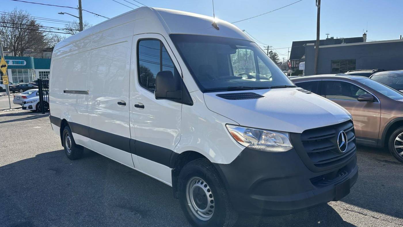 2022 Mercedes-Benz Sprinter Cargo Van 2500 — Cargo Van — 48,235 mi — Great Neck, NY