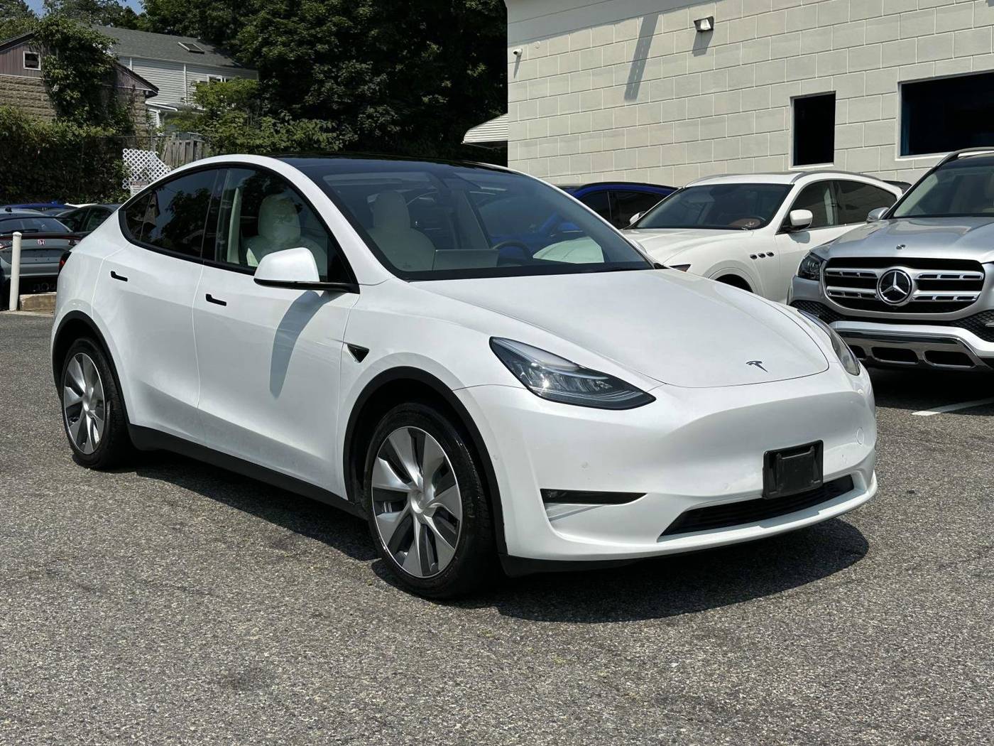 2022 Tesla Model Y Long Range — SUV — 33,330 mi — Great Neck, NY