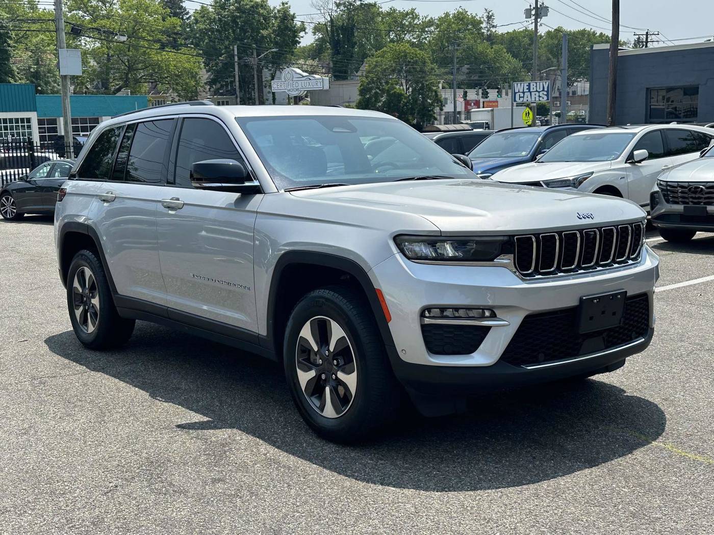 2023 Jeep Grand Cherokee 4xe — SUV — 29,999 mi — Great Neck, NY