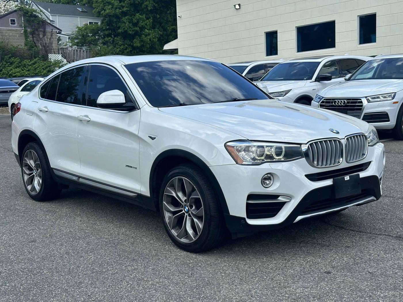 2018 BMW X4 28i — SUV — 83,599 mi — Great Neck, NY