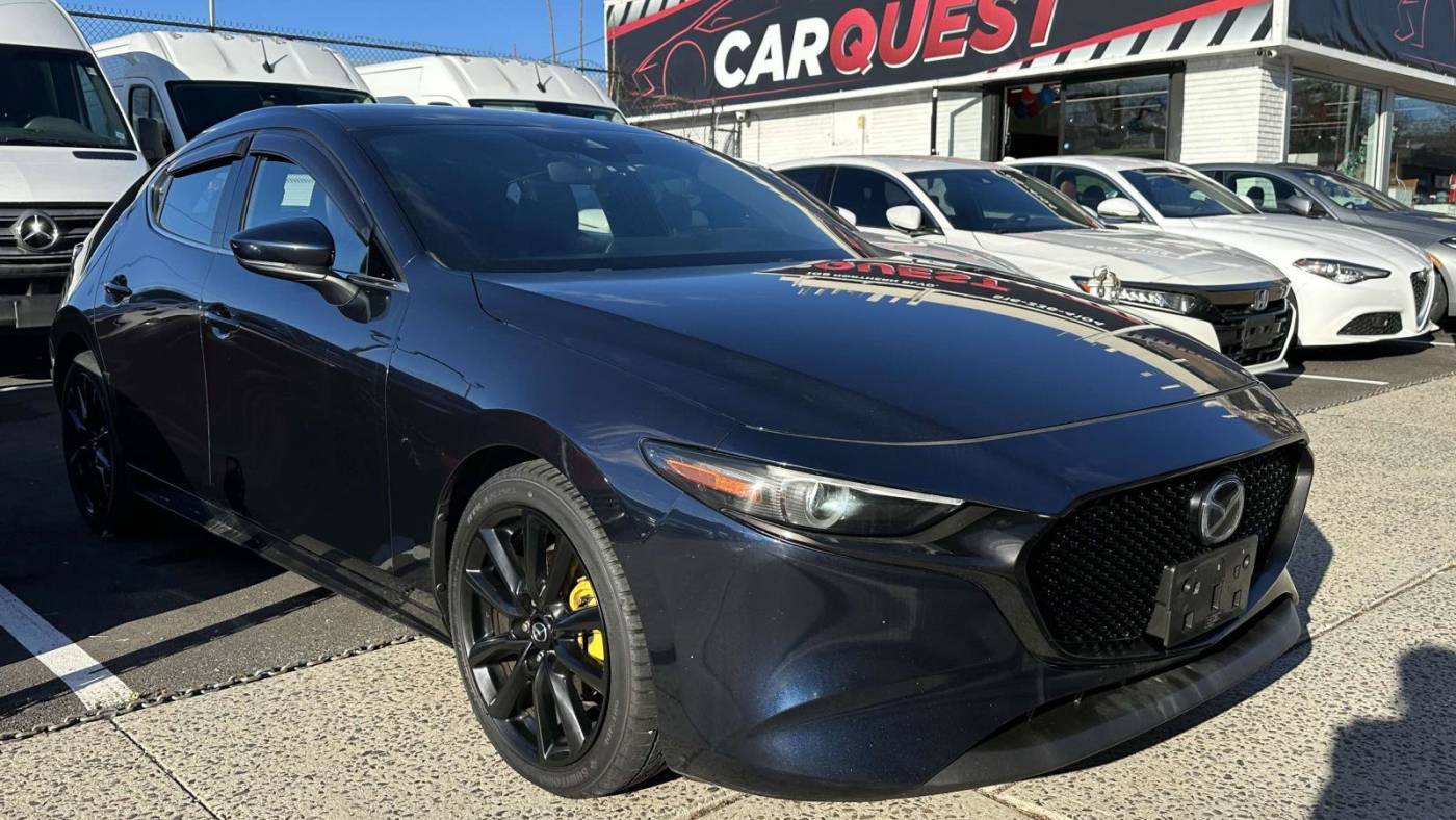 2020 Mazda Mazda3 Premium — Hatchback — 93,601 mi — Great Neck, NY