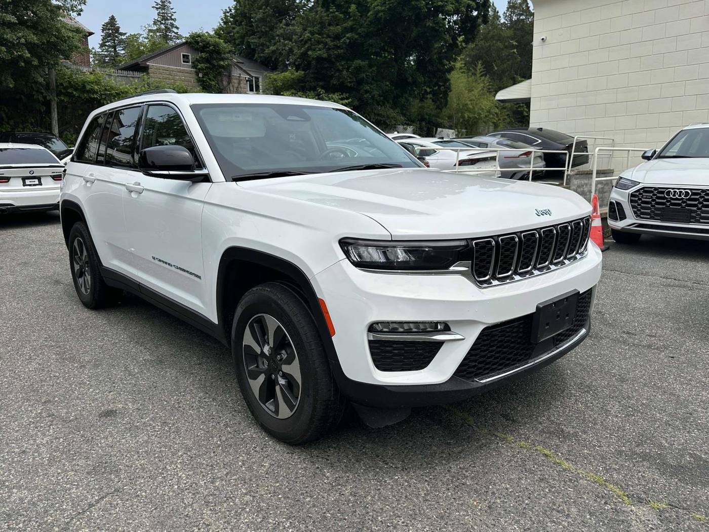 2023 Jeep Grand Cherokee 4xe — SUV — 52,550 mi — Great Neck, NY