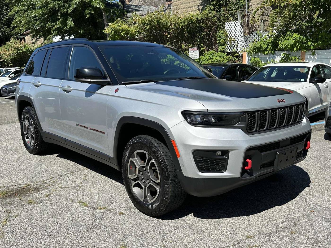 2022 Jeep Grand Cherokee Trailhawk — SUV — 47,342 mi — Great Neck, NY
