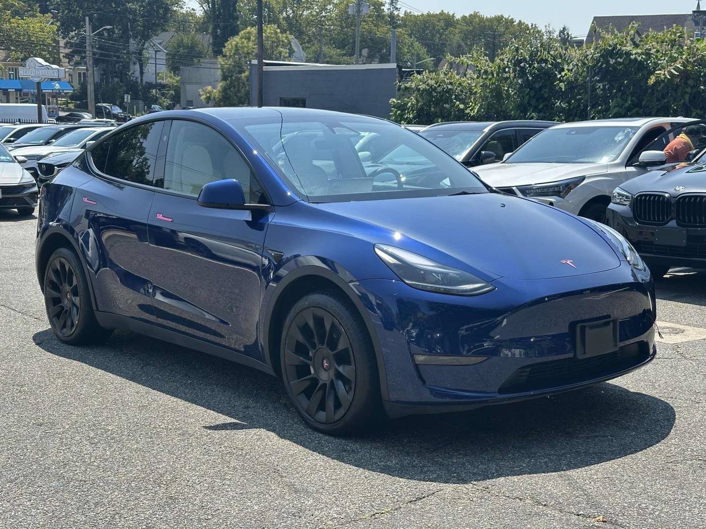 2023 Tesla Model Y Long Range — SUV — 28,811 mi — Great Neck, NY