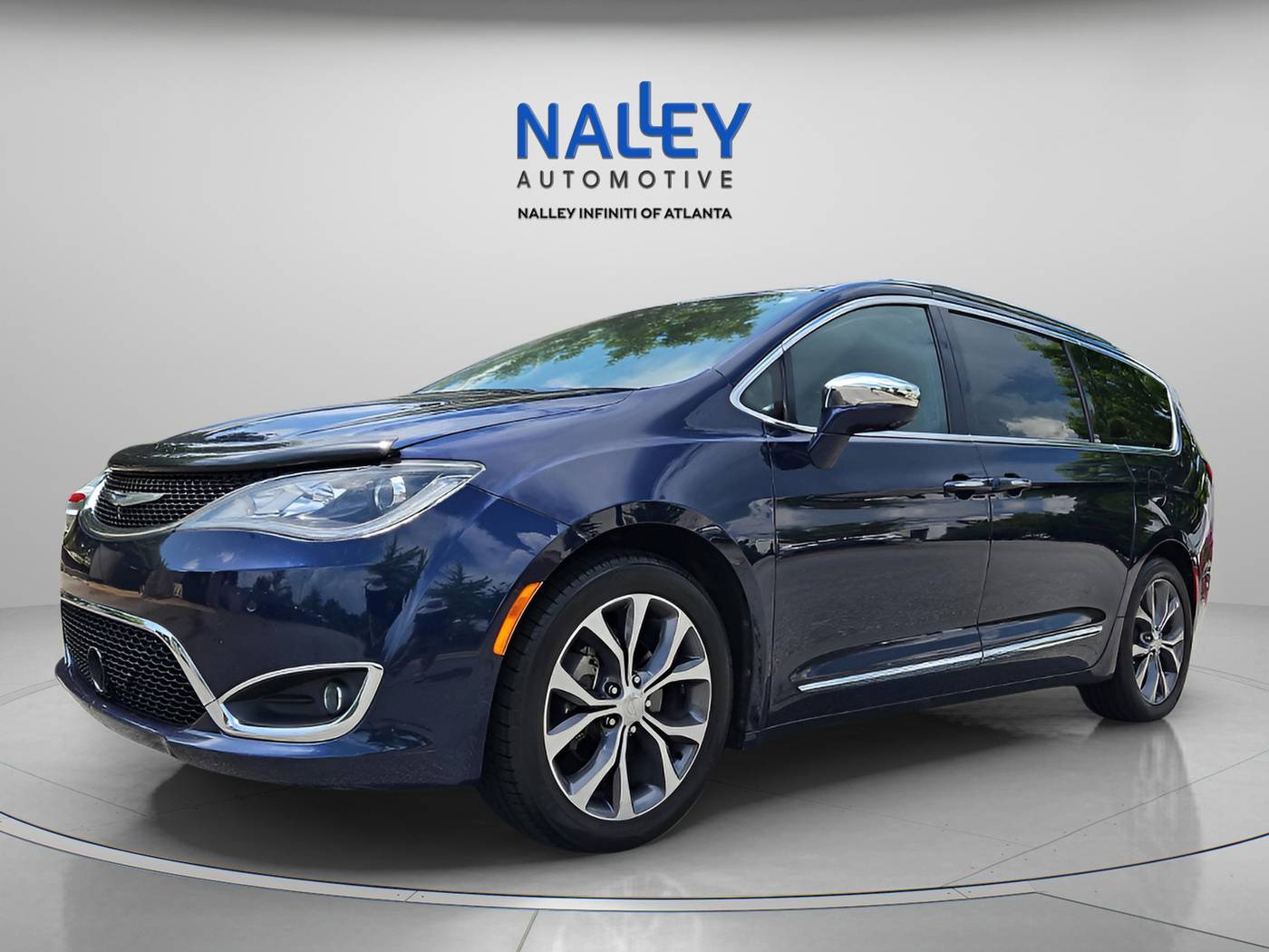 2017 Chrysler Pacifica Limited — Minivan — 174,408 mi — Atlanta, GA