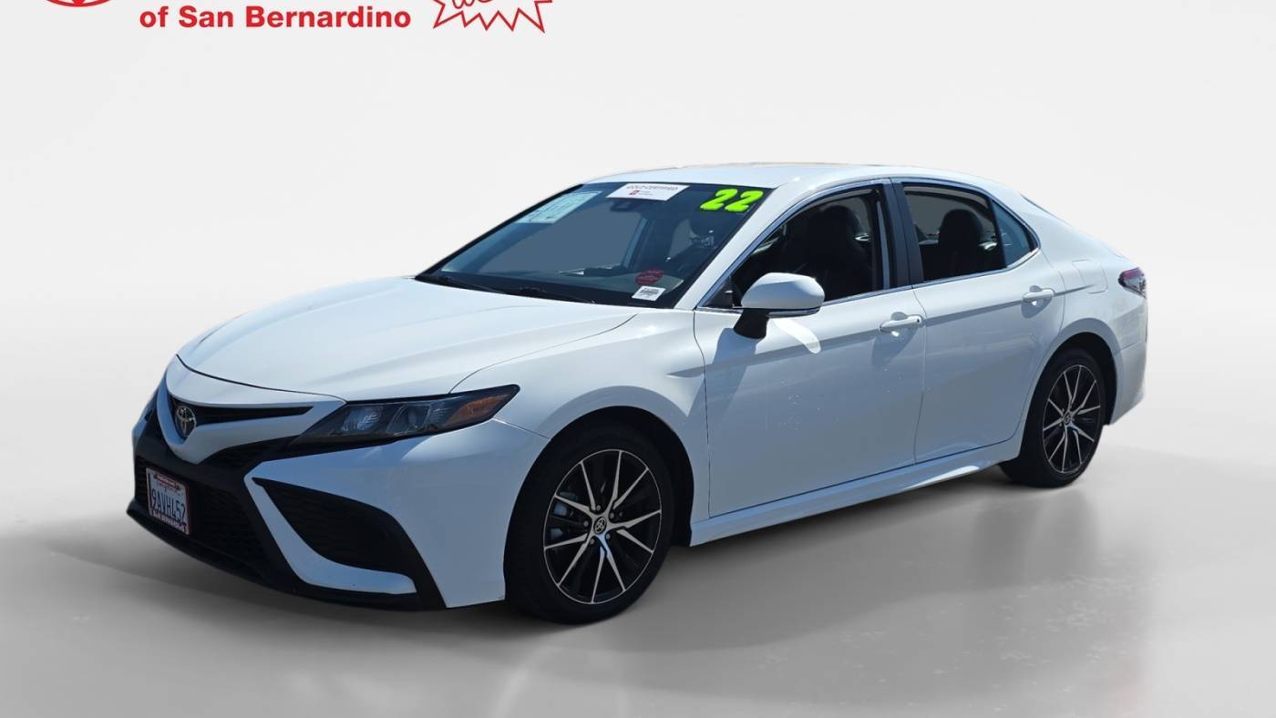2022 Toyota Camry SE — Sedan — 77,595 mi — San Bernardino, CA