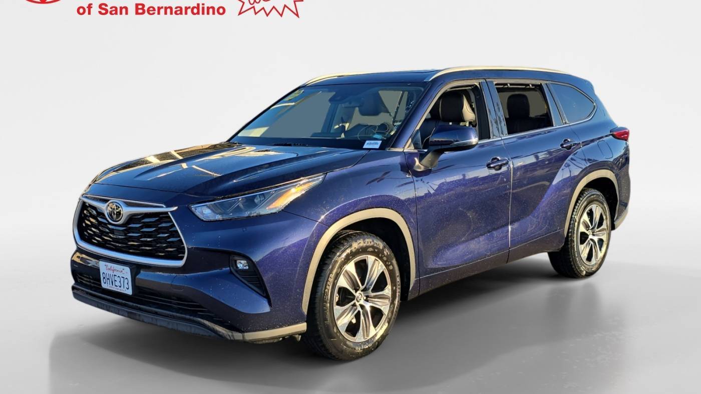 2022 Toyota Highlander XLE — SUV — 56,379 mi — San Bernardino, CA