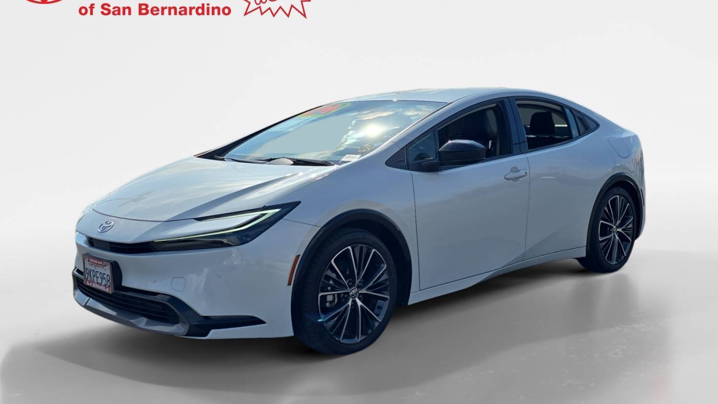 2024 Toyota Prius XLE — Hatchback — 10,878 mi — San Bernardino, CA