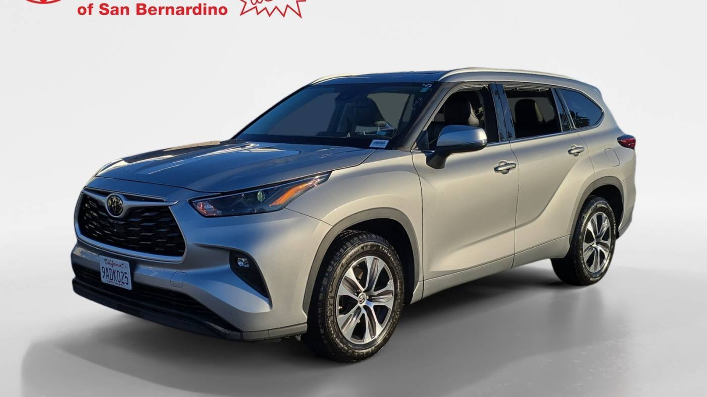 2022 Toyota Highlander XLE — SUV — 56,395 mi — San Bernardino, CA
