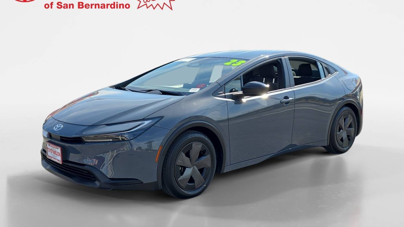 2023 Toyota Prius LE — Hatchback — 20,902 mi — San Bernardino, CA