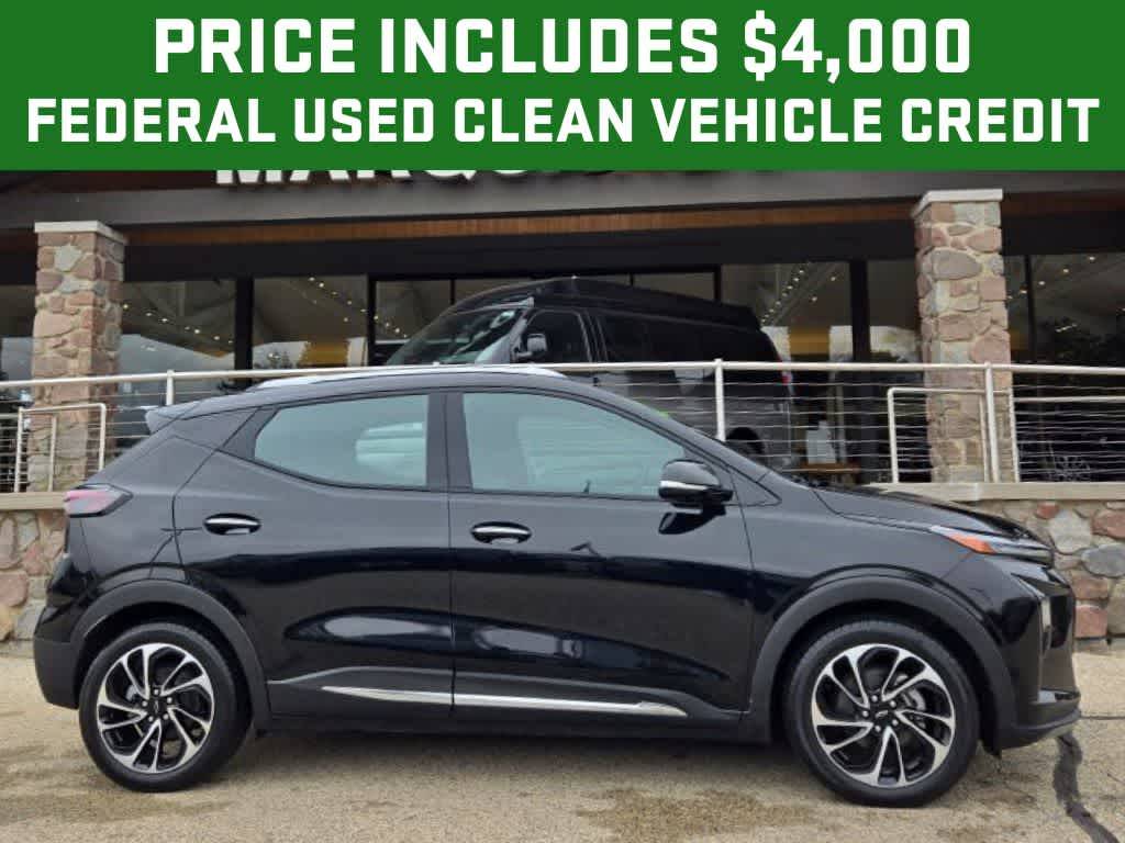 2022 Chevrolet Bolt EUV Premier — SUV — 14,859 mi — Barrington, IL