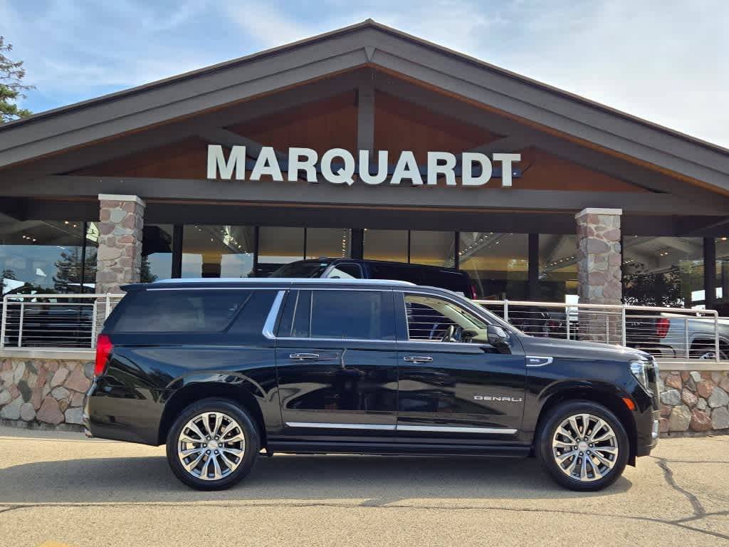 2022 GMC Yukon Denali — SUV — 33,907 mi — Barrington, IL