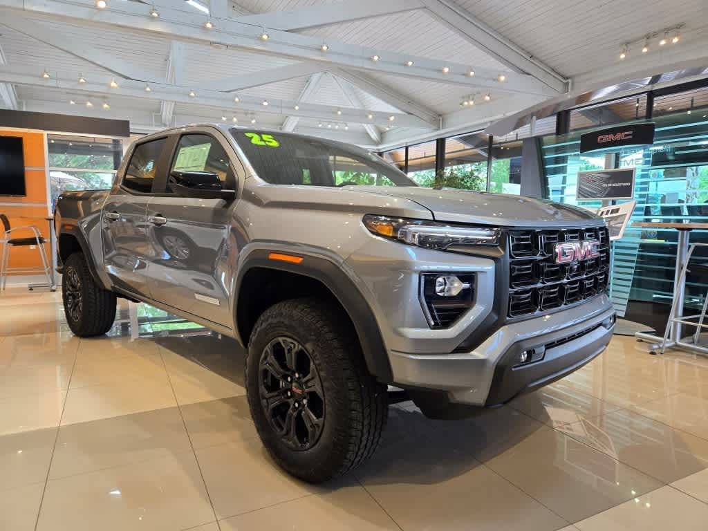 2025 GMC Canyon Elevation — Pickup Truck — 31 mi — Barrington, IL
