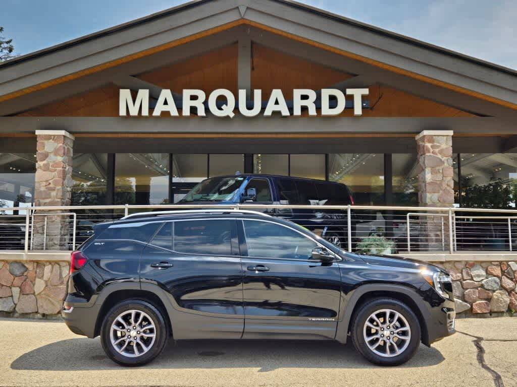2024 GMC Terrain SLT — SUV — 12,088 mi — Barrington, IL