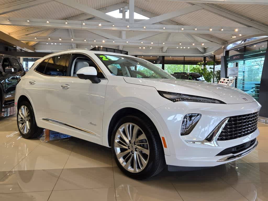 2024 Buick Envision Avenir — SUV — 1,988 mi — Barrington, IL