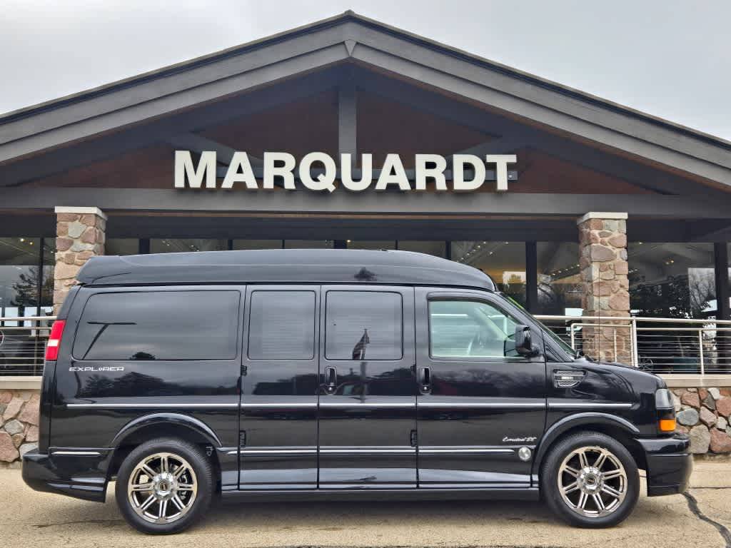2015 GMC Savana Cargo Van Base — Cargo Van — 33,953 mi — Barrington, IL