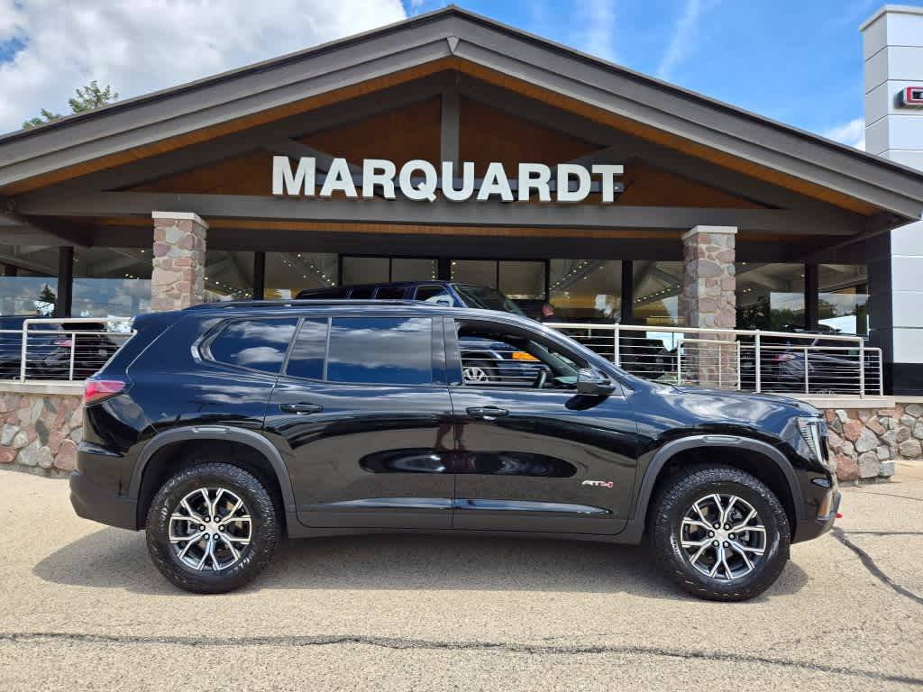 2025 GMC Acadia AT4 — SUV — 4,669 mi — Barrington, IL