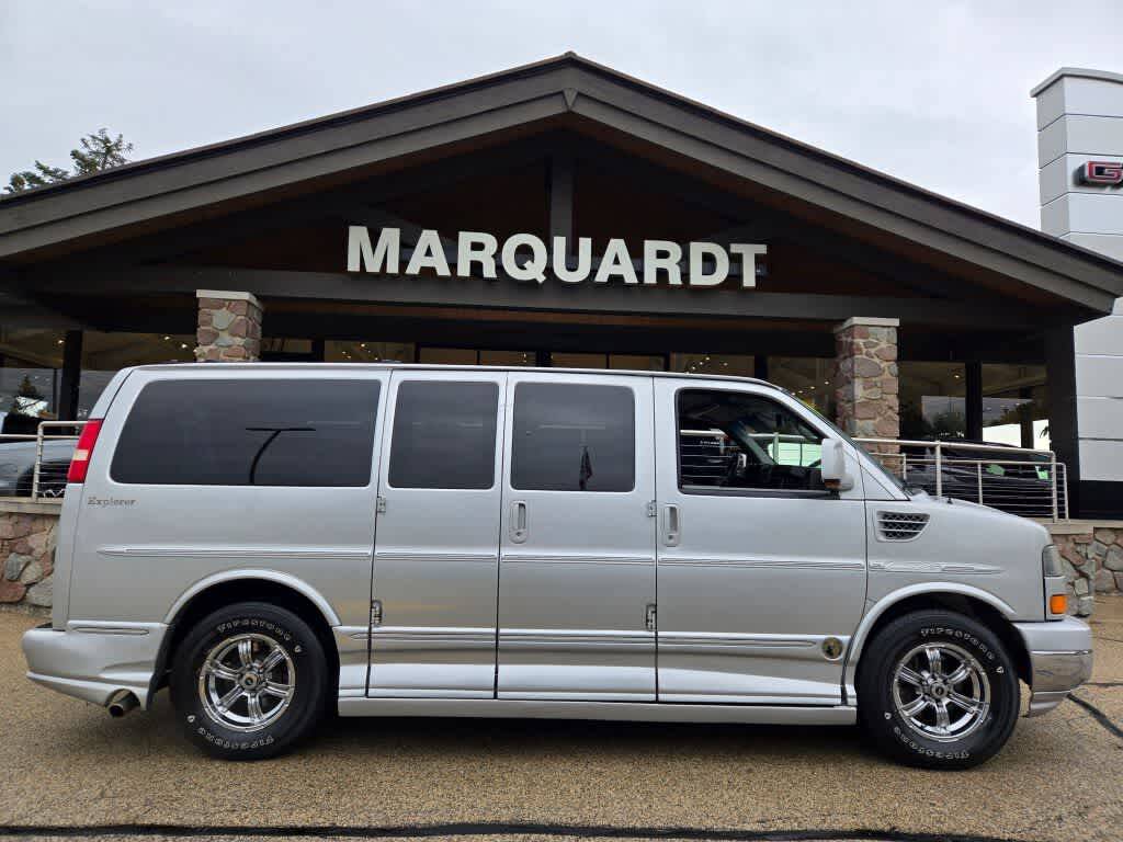 2010 GMC Savana Cargo Van YF7 Upfitter — Cargo Van — 121,365 mi — Barrington, IL