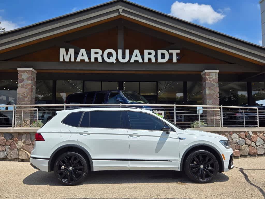 2020 Volkswagen Tiguan SE R-Line Black — SUV — 120,357 mi — Barrington, IL