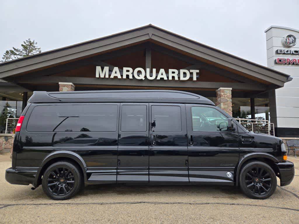 2019 GMC Savana Cargo Van Base — Cargo Van — 13,313 mi — Barrington, IL