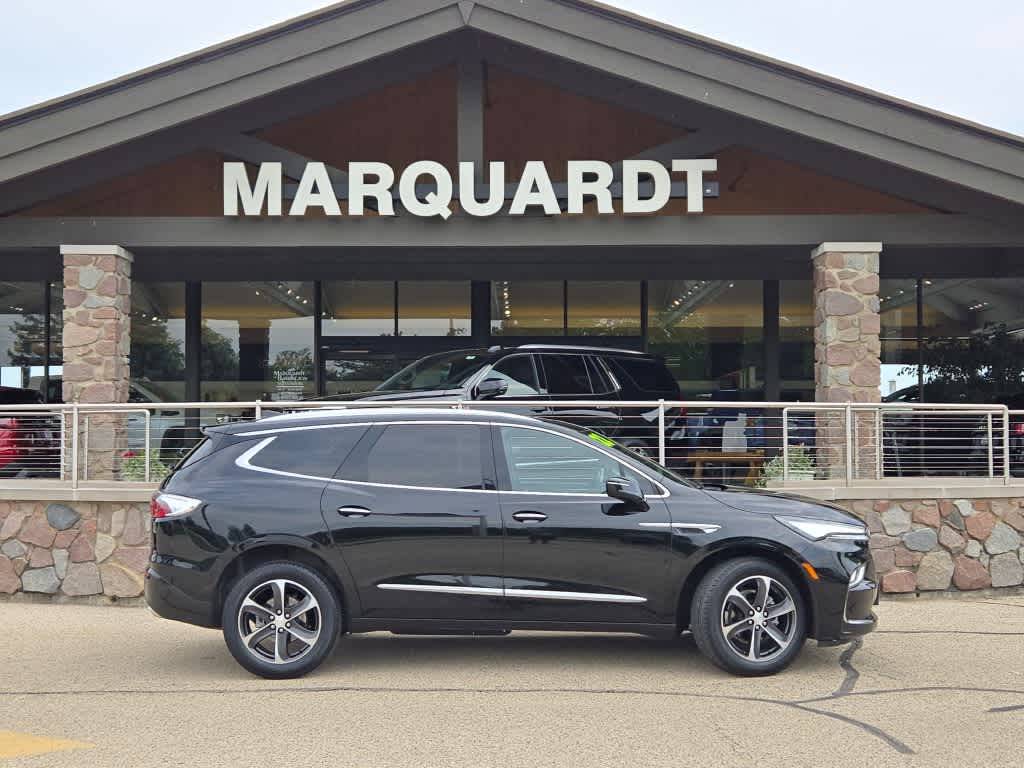 2022 Buick Enclave Essence — SUV — 17,237 mi — Barrington, IL